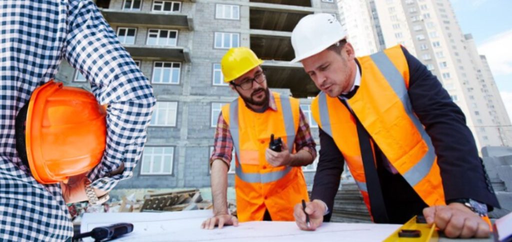sueldo de un ingeniero civil en ecuador